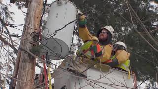 FE Lineman: Working in Frigid Temps Requires Frequent Breaks