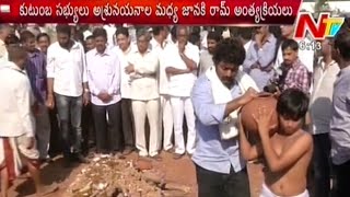 Nandamuri Janaki Ram's Cremation At Moinabad Farmhouse