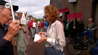 Meerdere protestborden tegen gaswinning in Ternaard voor aankomst minister