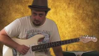 Eric Clapton's EASY \u0026 slow  4 note blue licks