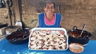 Preparando Unas Sabrosas ENCHILADAS ROJAS RELLENAS DE PICADILLO | DOÑA LUPITA