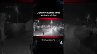 Captaron en video a tres supuestas almas subiendo al cielo. #paranormal #extranormal