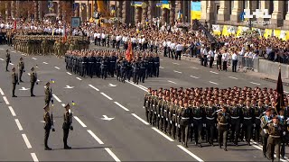 У центрі Києва до Дня Незалежності відбувся військовий парад