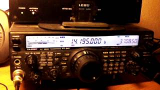 Idiot on HF 14.195 MHz Someone plays recordings...