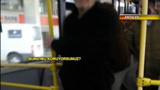 Antalyada halk otobüsünde parfüm dayağı