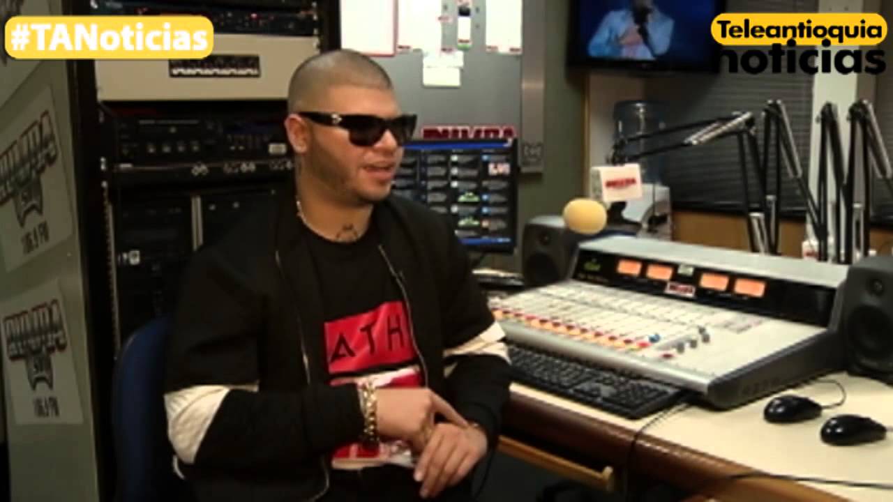 Farruko Estrena álbum "Los Menores" - YouTube