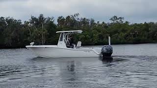 2022 Tidewater 272 powered by twin Yamaha 200hp 4 strokes ONLY 97 HOURS!