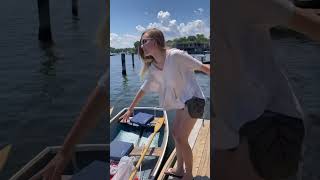 Getting groceries on a boat #boatgirl #boatlife #liveaboard #brawniebee