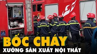 Xưởng sản xuất nội thất bốc cháy, hàng trăm mét vuông tường đổ sập ở TP Thủ Đức