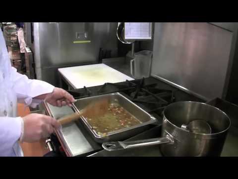 Making Gluten-Free Gravy Making Gluten-Free Gravy
