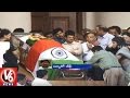 Rajinikanth Family Pays Tribute To Jayalalithaa || Chennai || V6 News