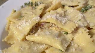 Today in La Vialla's kitchen, Aida handmakes ricotta and artichoke ravioli