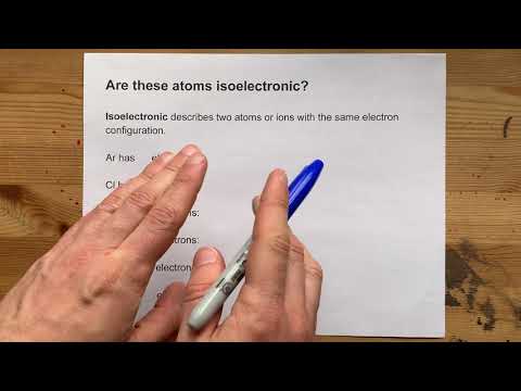 What noble gas is isoelectronic with O2?