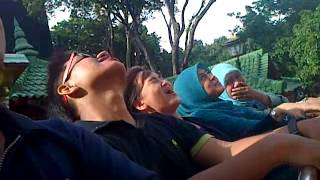 serunya wahana kora-kora at DUFAN