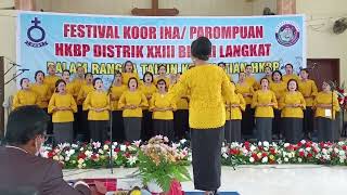 Kontingen HKBP Sola Gratia Festival Koor Ina / Parompuan HKBP Distrik XXIII Binjai - Langkat