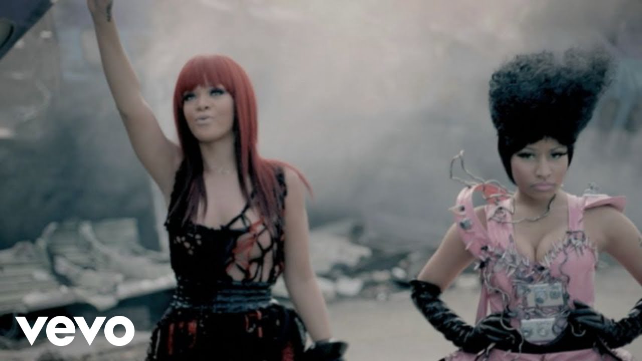 Nicki Minaj - Fly (feat. Rihanna) Nicki Minaj - Fly (feat. Rihanna)