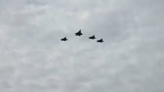F22 Missing Man fly-by at Anchorage.AVI
