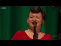 Eliza Carthy & The Wayward Band   The Fitter's Song/Love Lane  (Celtic Connections)