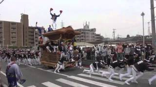 2015岸和田市八木地区だんじり祭り・宵宮　小松里町①ガスト前やりまわし（平成27年10月10日