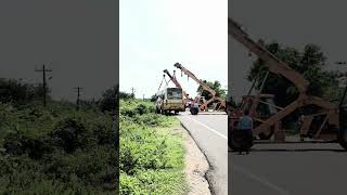 விபத்தில் சிக்கிய அரசு பேருந்து கிரேன் மூலம் தூக்கப்பட்டது #news #bus #pudukkottai #அரசு #trending