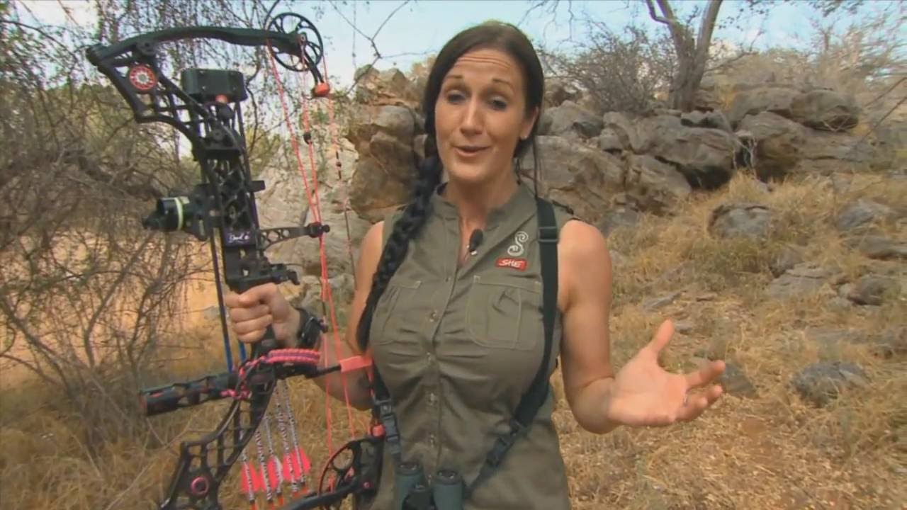 Bowhunting Tip With Melissa Bachman On The Sporting Chef TV - YouTube