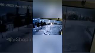 Туркияда бўлган 7.7 баллик зилзила видео тасвирга тушиб қолибди, ер худди сув каби чайқалмоқда