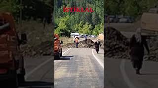 Kastamonu'da yol kapandı: Vatandaşlar yolda kaldı!