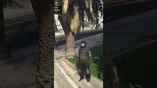 Has this happened to anybody else?  #gta #gta5 #gtaonline #gtav #shorts #shortvideo #short #like ￼