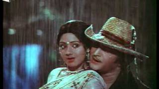 Aaku chatu Full Video Song || Vetagadu Telugu Full Movie || NTR, Sridevi