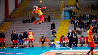 Craziest Volleyball Serves by Yuji Nishida | 西田 有志 Powerful Serves !!!