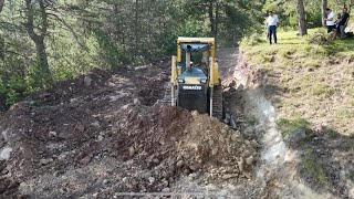 KOMATSU D85 EX dozerle yol yapımı #bulldozer #dozer #işmakinaları #liebherr#komatsu#keşfet #apple11