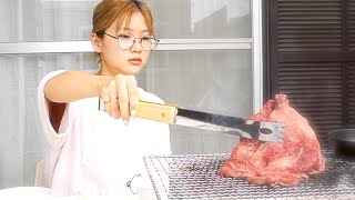 【ママ突撃！】寝起きの娘に朝からBBQさせてみたら驚きの行動に...w