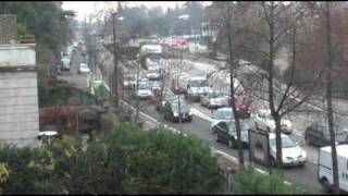 Traffico in via Faccio a Verona