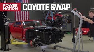 Dropping A Supercharged Coyote In The '70 RestoMod Mustang - Detroit Muscle S8,