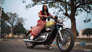 Rockstar Bride👰 || Rides Bike To 'Lift Groom' || Watch Viral Video || Wedding Vibes