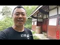 贵州深山发现两户木房无人居住，院子都长草了，这么好的房子可惜【乡村阿泰】