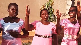 Yin itwero(worship)God provides universal choir