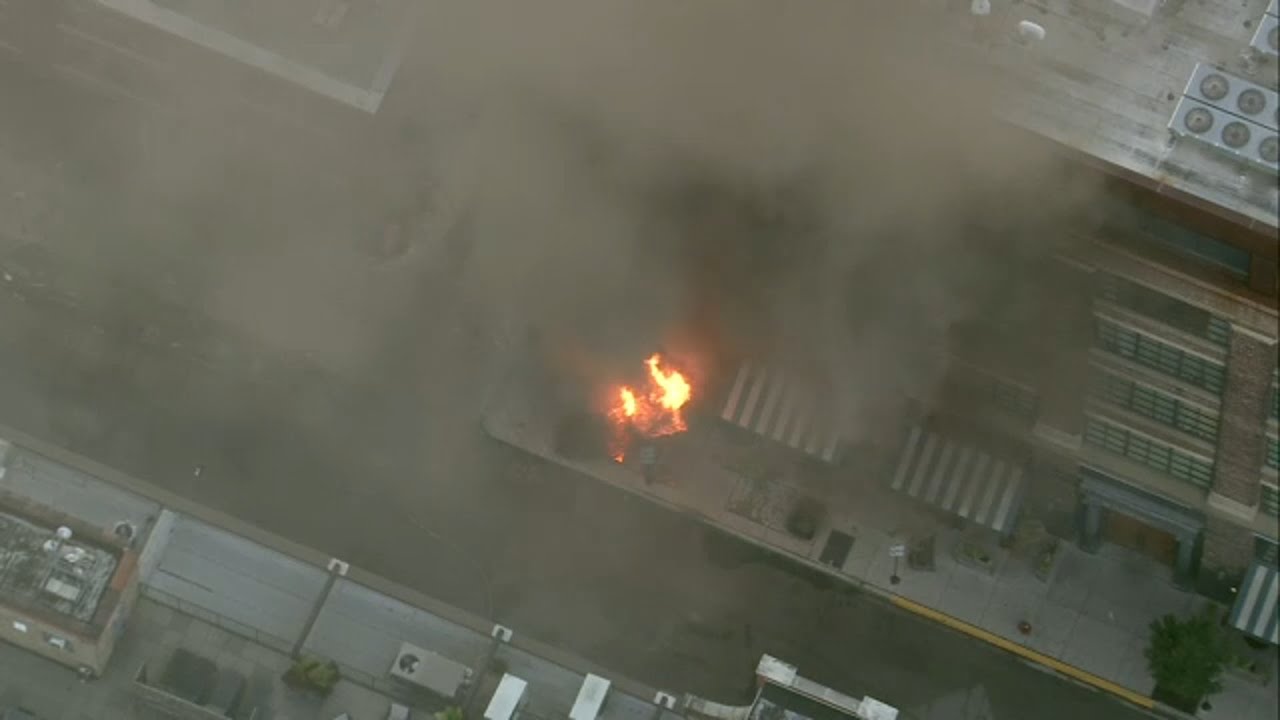 Live Cfd Battling West Loop Fire Youtube