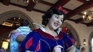 Akershus Storybook Breakfast in EPCOT Review!  See Ariel, Belle, Snow White and More!