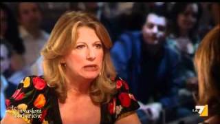 LE INVASIONI BARBARICHE 15/04/2011 - Daria Bignardi intervista Angela Finocchiaro