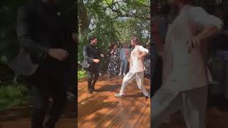 Hrithik Roshan dances to Senorita with Farhan Akhtar at his wedding