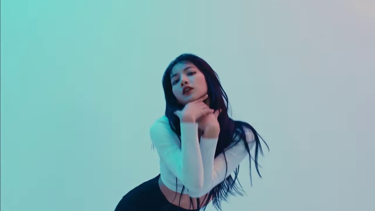Lili S Film 3 Mirrored Lisa Dance Performance Video Youtube Music