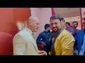 baz mohammad mubariz with his fans باز محمد مبارز در میان هوادارانش با استقبال بی پیشینه