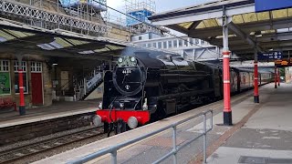 LMS Rebuilt Royal Scot 4-6-0 No 46115 Scots Guardsman passes Bingley. 01/10/2022