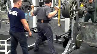 Daniel Macari 500lb Squat 3 Reps 1/4/2012