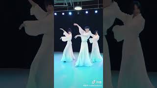 孙科舞蹈 古典舞《采薇》和《曲裾》融合在一起更美了原创编舞#chinesetraditionaldance #chinesedancer