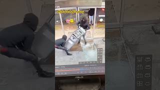 Thieves Steal Hyde Park ATM ("Surveillance Cam") #thieves #burglary #police