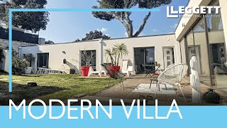 Beautiful contemporary villa with swimming pool in Villeneuve-lès-Avignon, Vaucluse - Ref. A12100