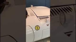 TOYOTA 2000GT オープンカー・サーキットの狼ミュージアム