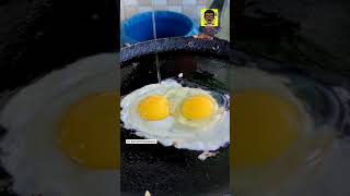 Can you Break the Egg Like this? #Shorts #satisfying #StreetFood #Satisfyingvideos #indianstreetfood